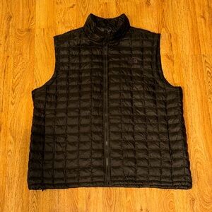 The North Face TNF Thermoball Vest Insulated Full Zip Puffer Men’s 2XL